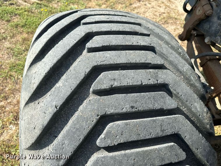 image for item EE7652 1990 International 2554 manure spreader truck