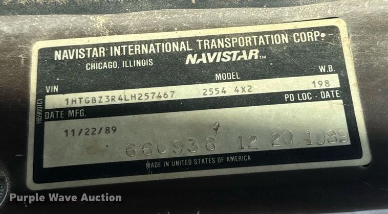 image for item EE7652 1990 International 2554 manure spreader truck