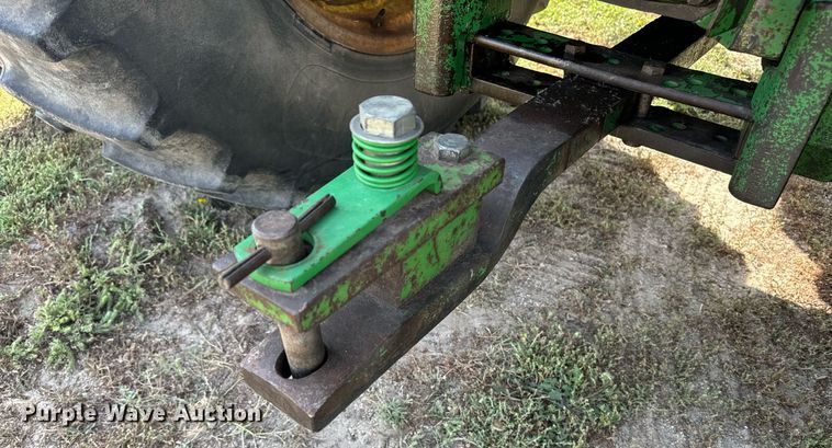 image for item EE7653 1978 John Deere 4440H tractor