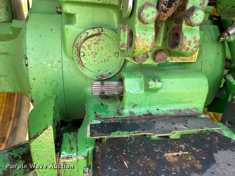 image for item EE7653 1978 John Deere 4440H tractor