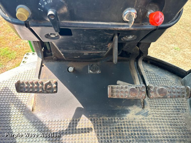 image for item EE7653 1978 John Deere 4440H tractor