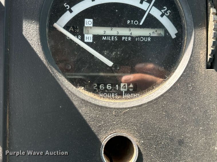 image for item EE7653 1978 John Deere 4440H tractor