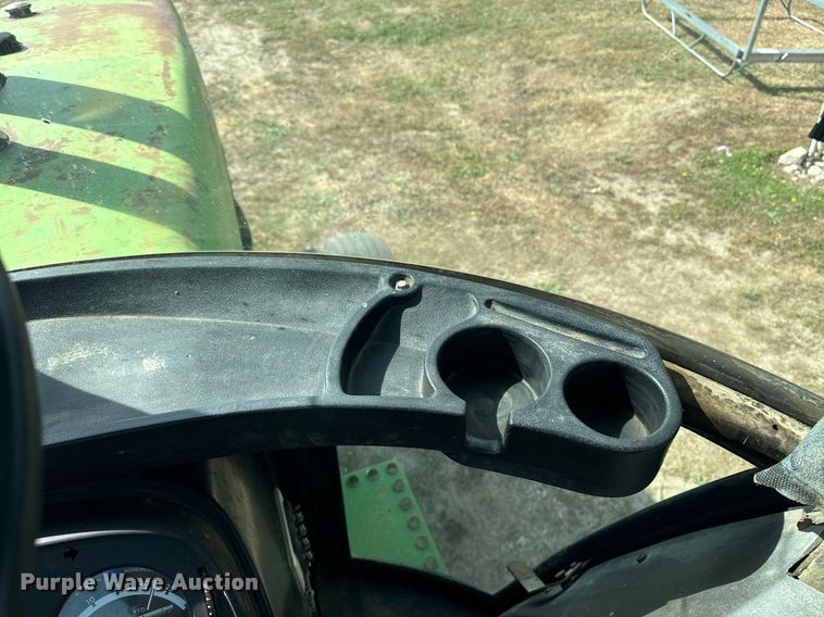 image for item EE7653 1978 John Deere 4440H tractor