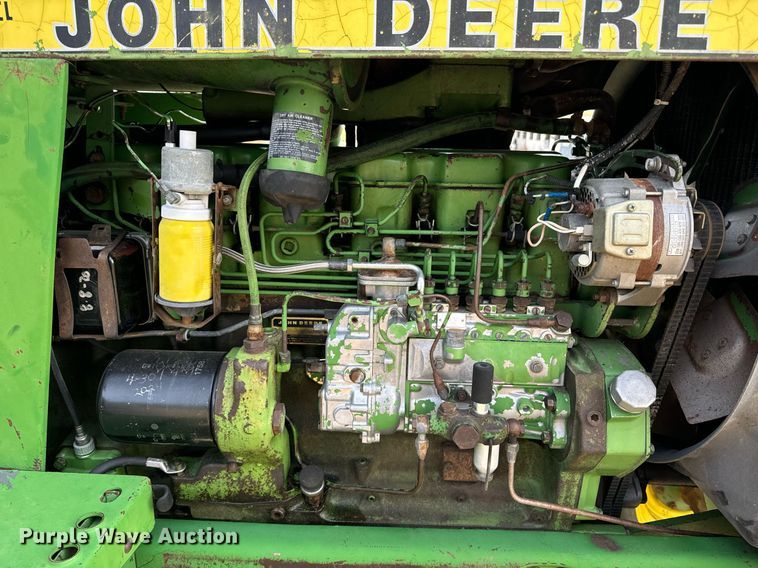 image for item EE7653 1978 John Deere 4440H tractor
