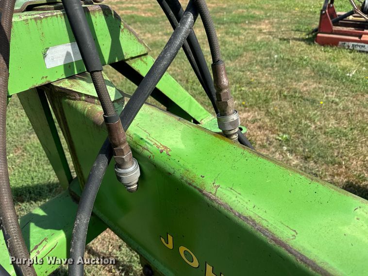 image for item EE7654 John Deere three point blade