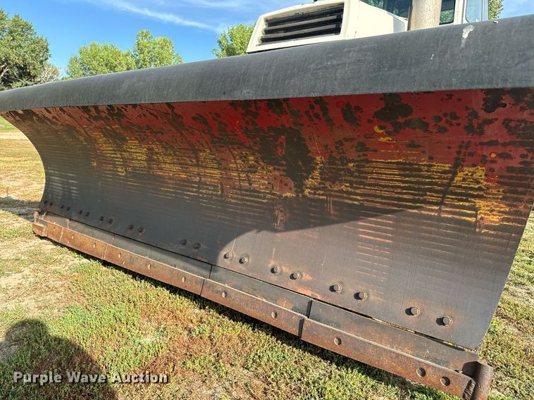 image for item EE7656 1979 Case 4690 4WD tractor