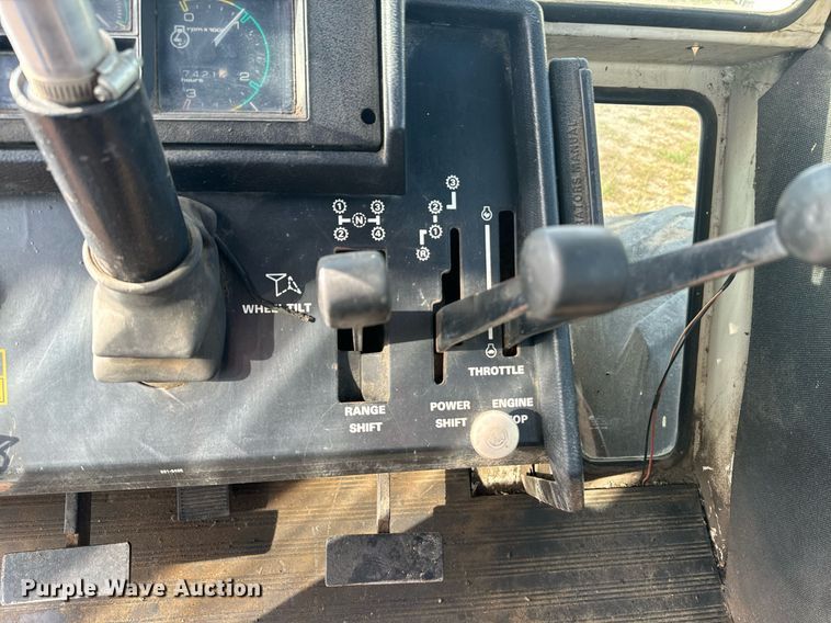 image for item EE7656 1979 Case 4690 4WD tractor