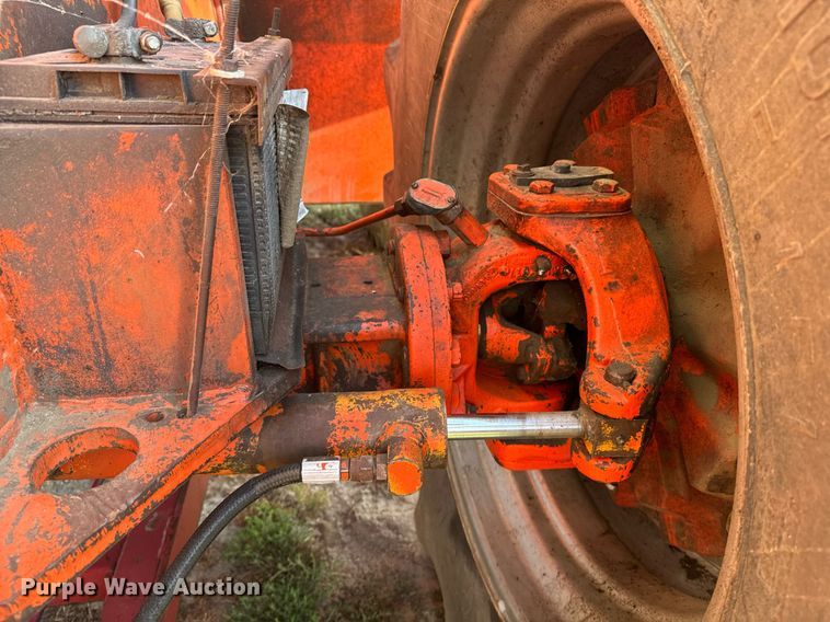 image for item EE7656 1979 Case 4690 4WD tractor