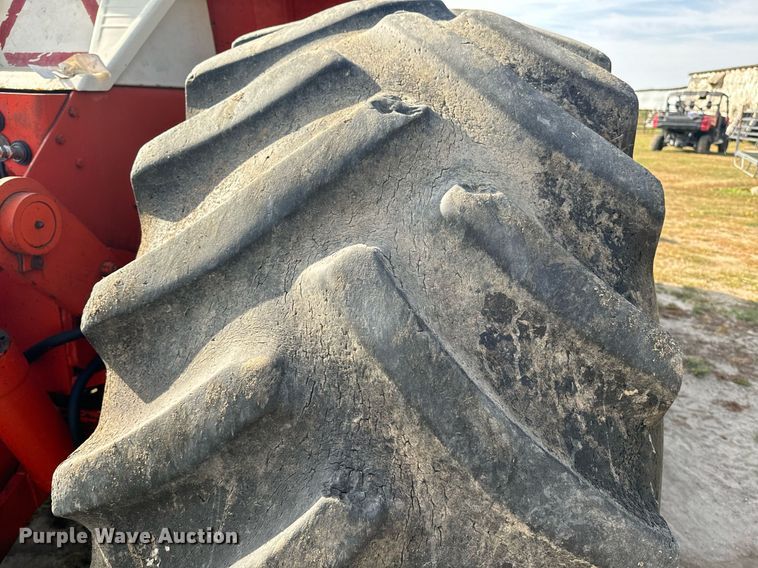 image for item EE7656 1979 Case 4690 4WD tractor