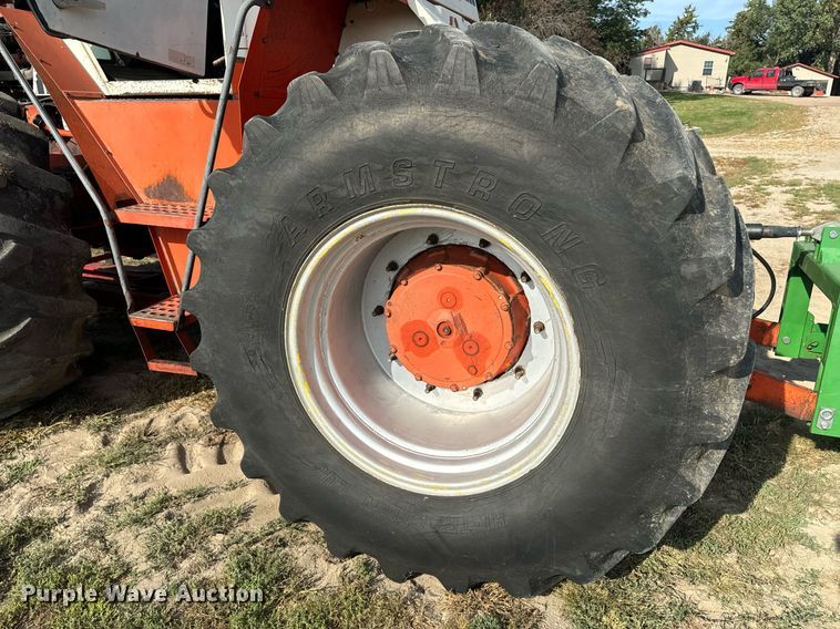 image for item EE7656 1979 Case 4690 4WD tractor