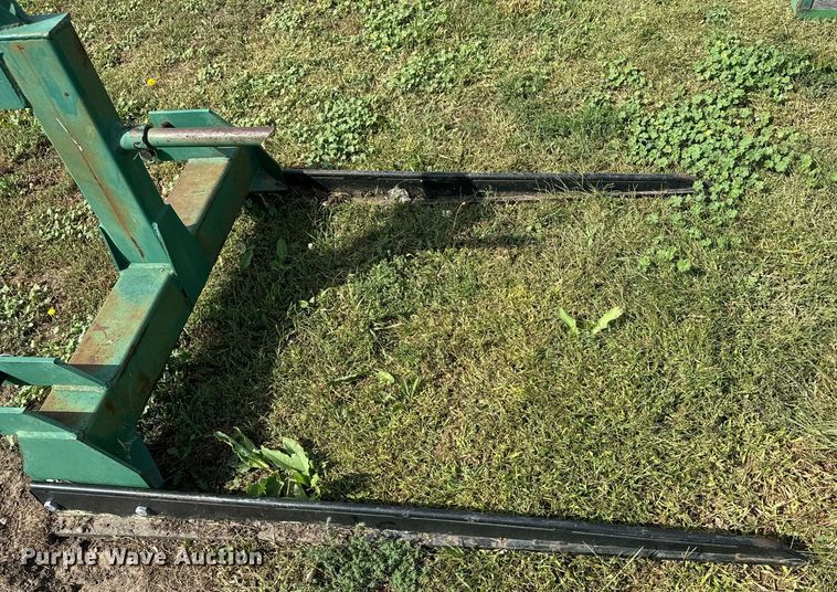 image for item EE7657 Bale spear