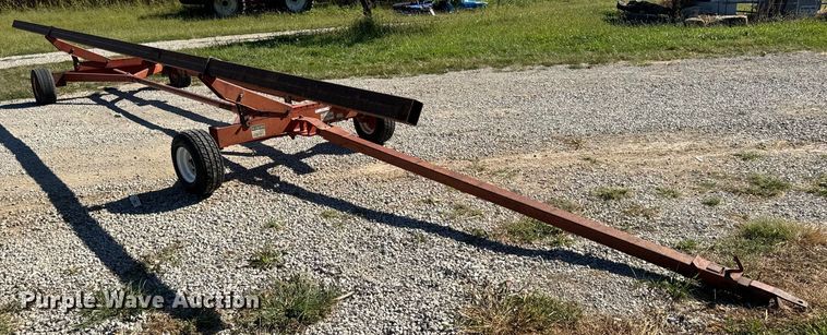 image for item EH7006 Unverferth HT12 header trailer