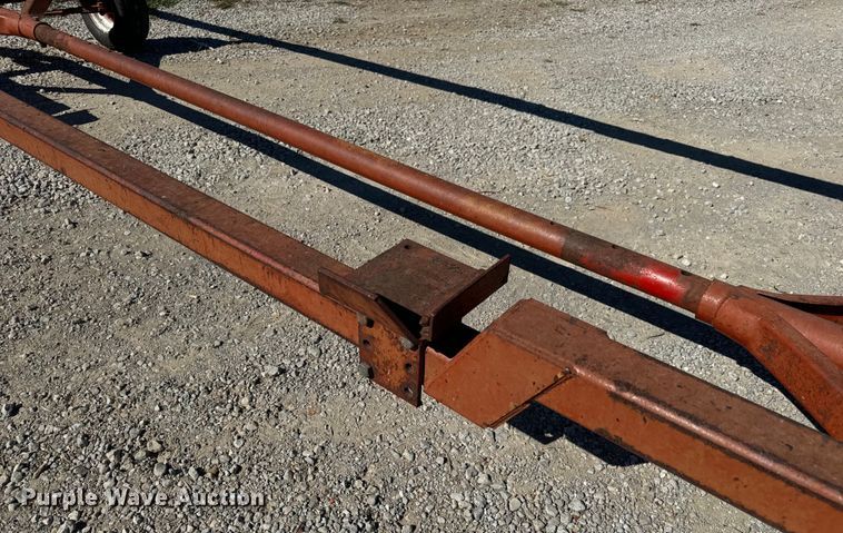 image for item EH7006 Unverferth HT12 header trailer