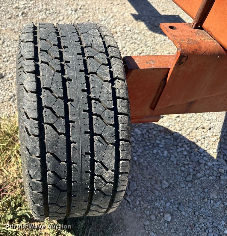 image for item EH7006 Unverferth HT12 header trailer