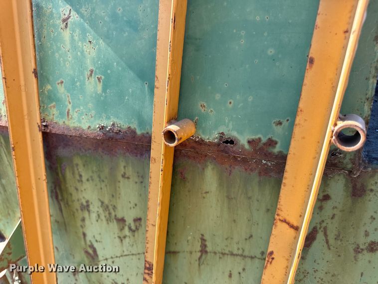 image for item EH7007 Creep feeder