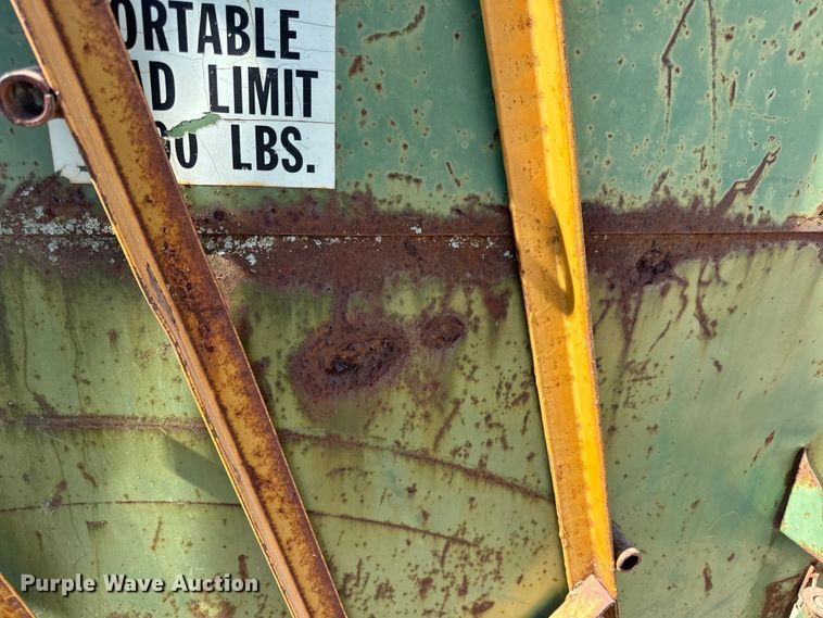 image for item EH7007 Creep feeder