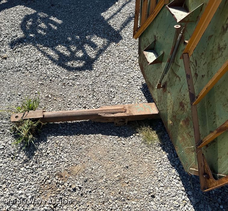 image for item EH7007 Creep feeder