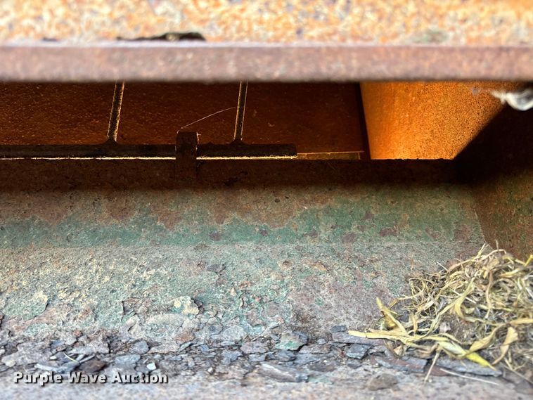 image for item EH7007 Creep feeder