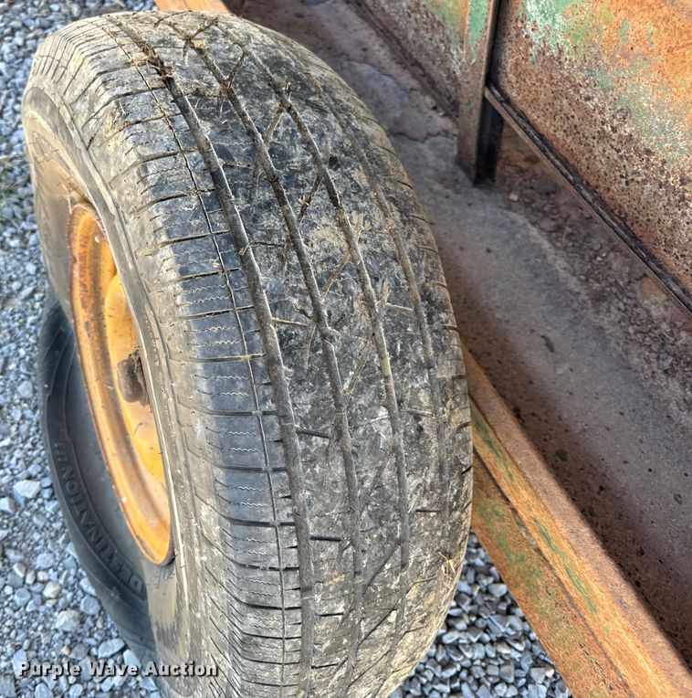 image for item EH7007 Creep feeder