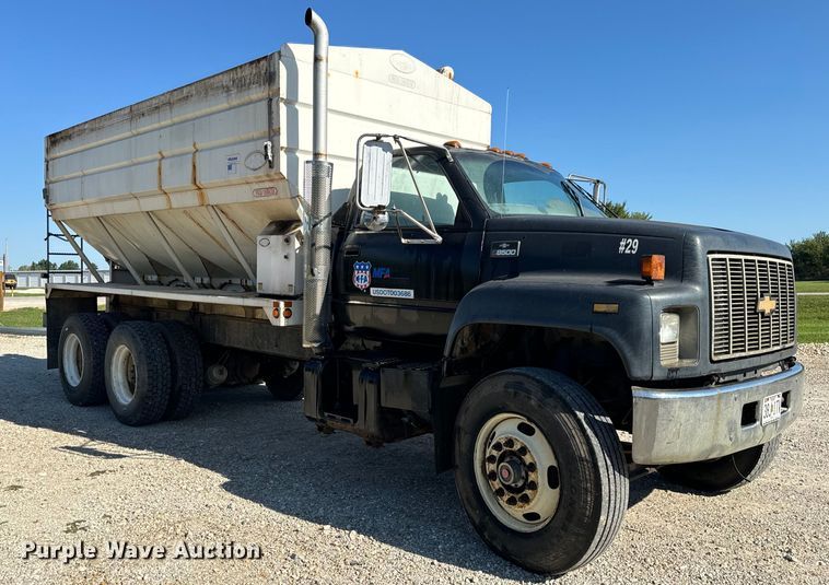 image for item EH7010 2000 Chevrolet C8500 fertilizer delivery truck