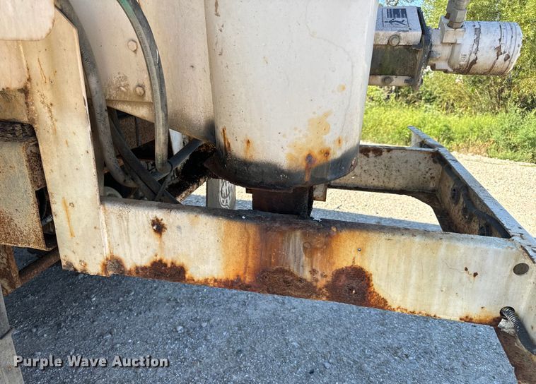 image for item EH7010 2000 Chevrolet C8500 fertilizer delivery truck