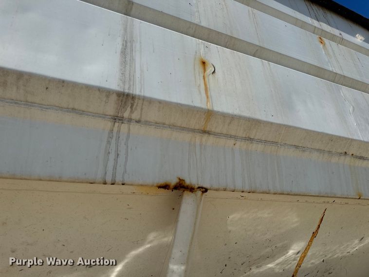 image for item EH7010 2000 Chevrolet C8500 fertilizer delivery truck