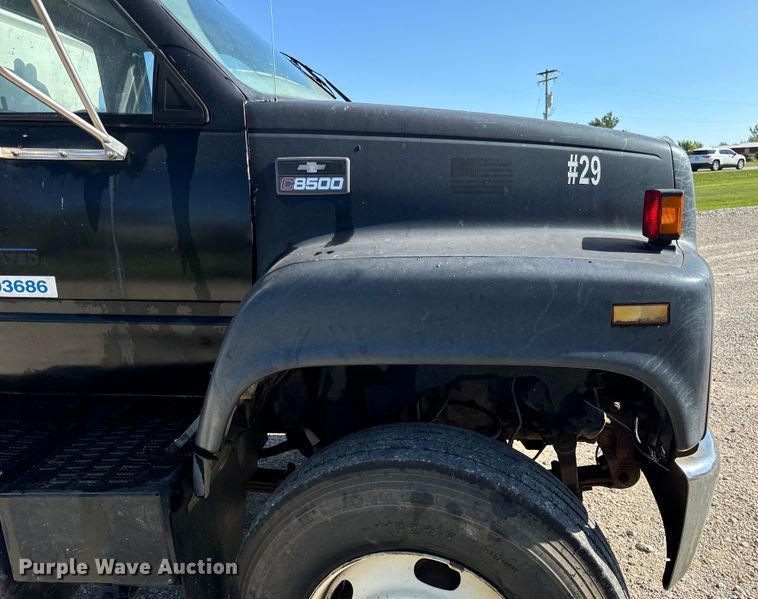 image for item EH7010 2000 Chevrolet C8500 fertilizer delivery truck