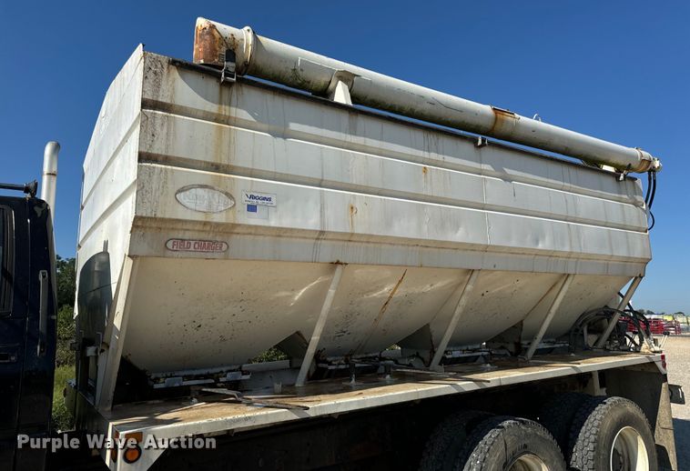 image for item EH7010 2000 Chevrolet C8500 fertilizer delivery truck