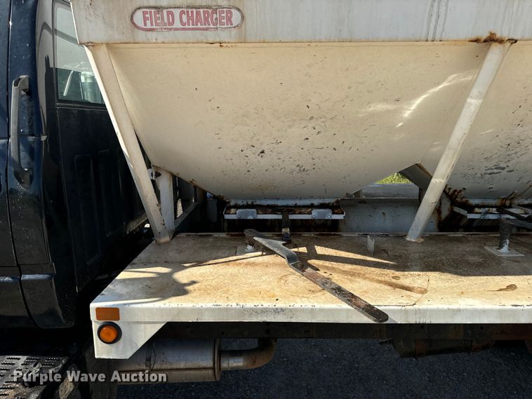 image for item EH7010 2000 Chevrolet C8500 fertilizer delivery truck