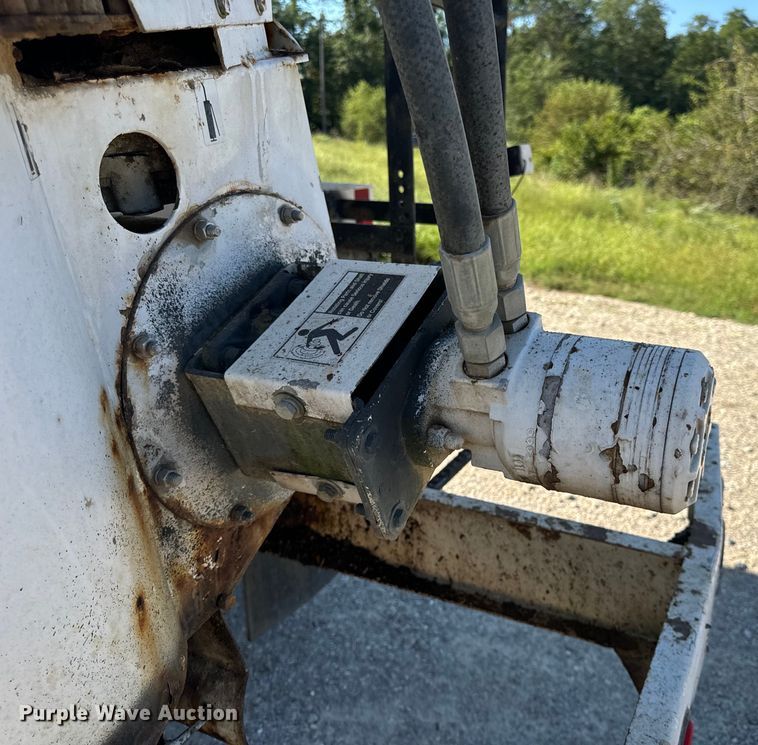 image for item EH7010 2000 Chevrolet C8500 fertilizer delivery truck