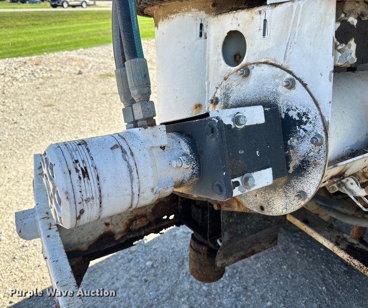 image for item EH7010 2000 Chevrolet C8500 fertilizer delivery truck