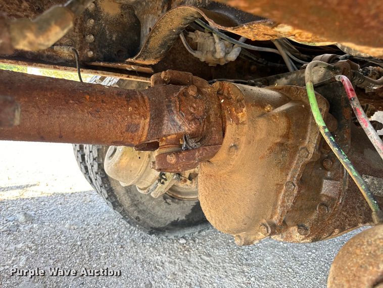 image for item EH7010 2000 Chevrolet C8500 fertilizer delivery truck