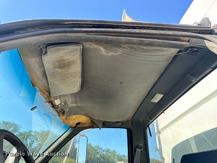 image for item EH7010 2000 Chevrolet C8500 fertilizer delivery truck