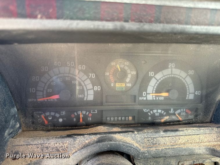 image for item EH7010 2000 Chevrolet C8500 fertilizer delivery truck