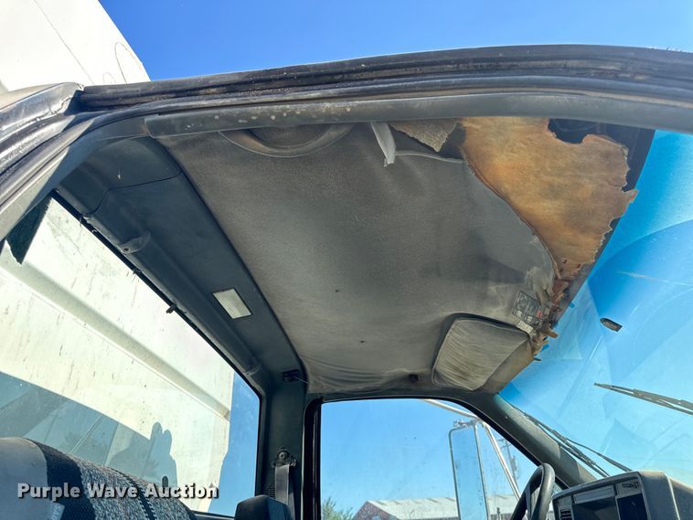 image for item EH7010 2000 Chevrolet C8500 fertilizer delivery truck