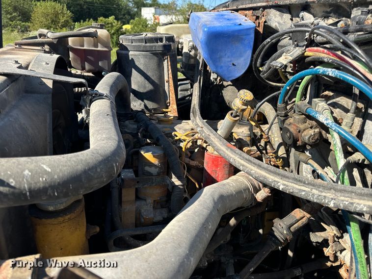 image for item EH7010 2000 Chevrolet C8500 fertilizer delivery truck