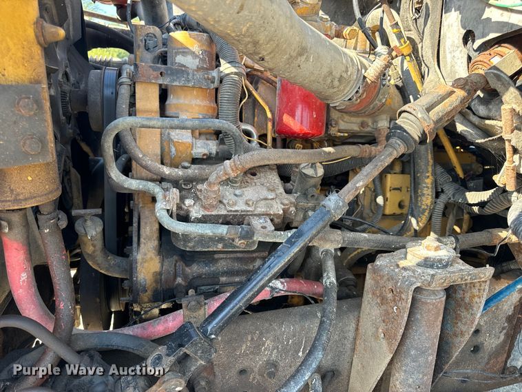 image for item EH7010 2000 Chevrolet C8500 fertilizer delivery truck