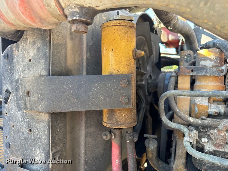 image for item EH7010 2000 Chevrolet C8500 fertilizer delivery truck