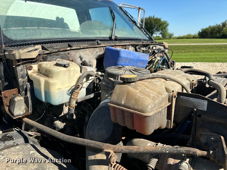 image for item EH7010 2000 Chevrolet C8500 fertilizer delivery truck