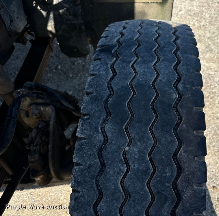 image for item EH7010 2000 Chevrolet C8500 fertilizer delivery truck