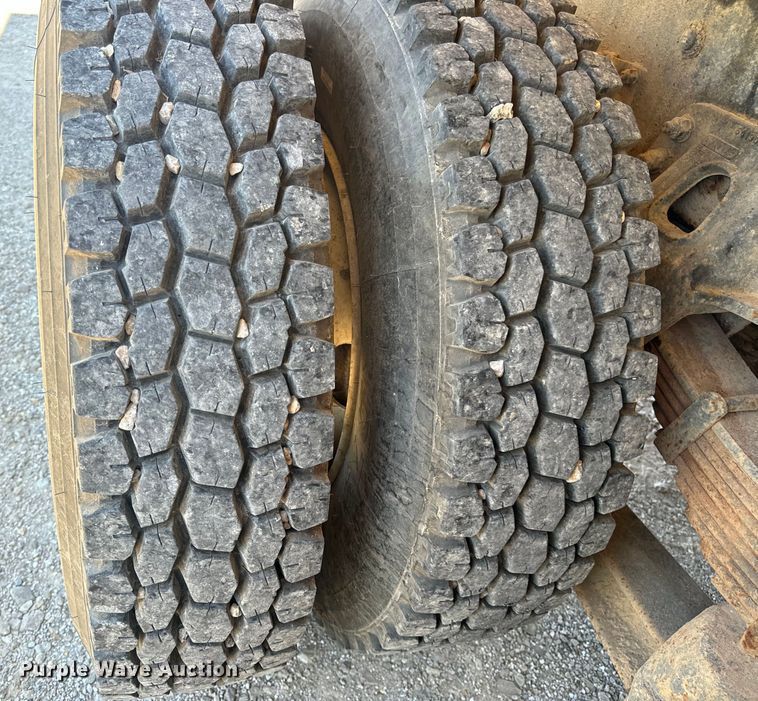 image for item EH7010 2000 Chevrolet C8500 fertilizer delivery truck