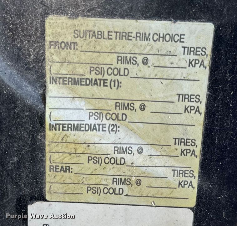 image for item EH7010 2000 Chevrolet C8500 fertilizer delivery truck