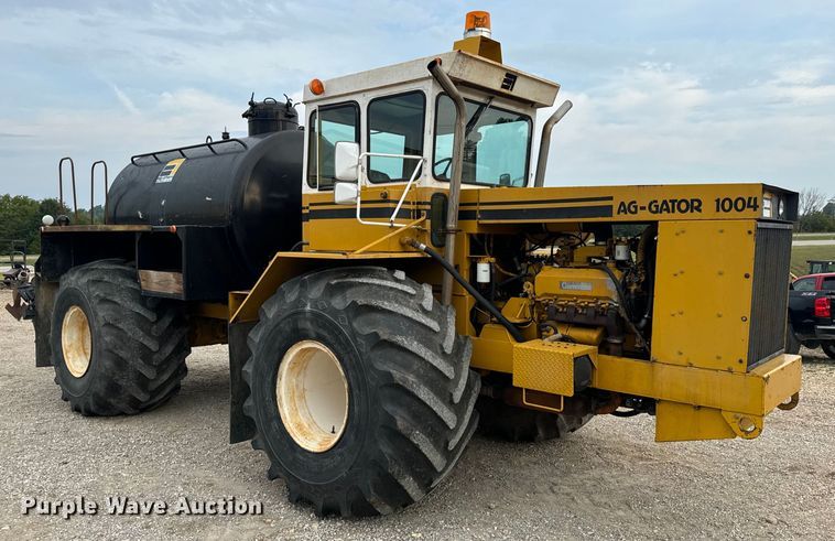 image for item EH7013 Ag-Chem Ag-Gator 1004 manure spreader