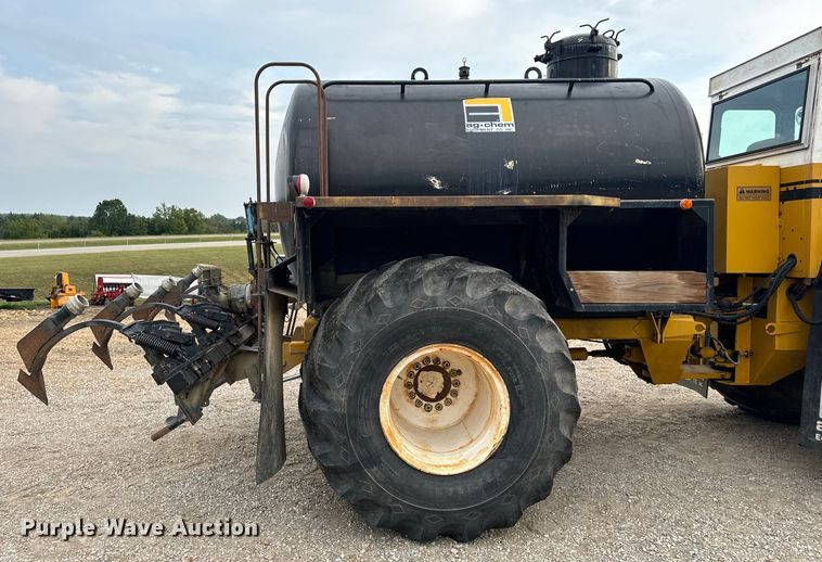 image for item EH7013 Ag-Chem Ag-Gator 1004 manure spreader