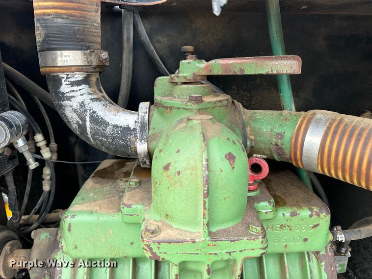 image for item EH7013 Ag-Chem Ag-Gator 1004 manure spreader