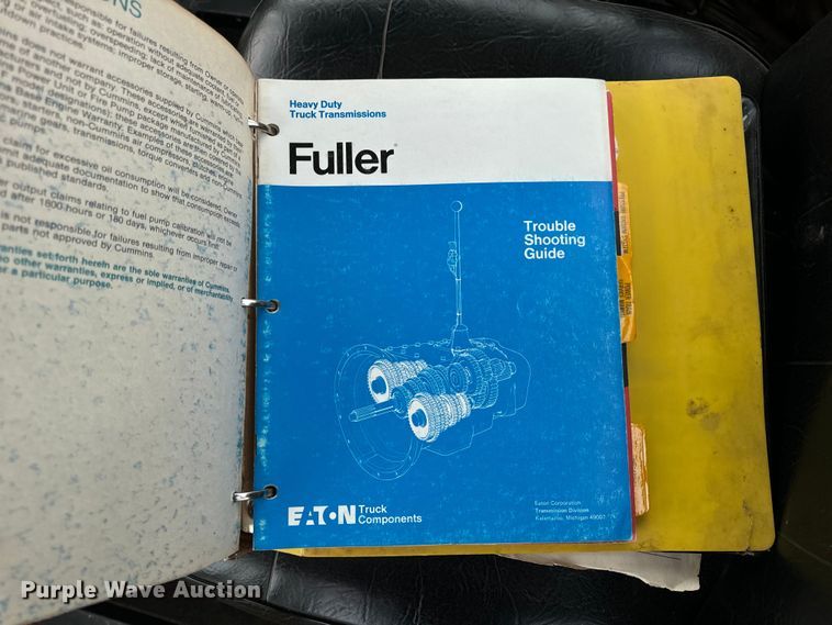 image for item EH7013 Ag-Chem Ag-Gator 1004 manure spreader