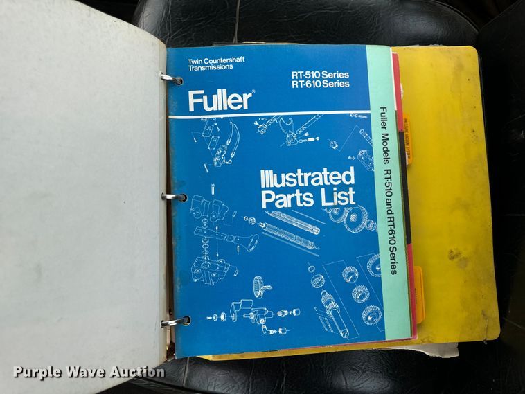 image for item EH7013 Ag-Chem Ag-Gator 1004 manure spreader