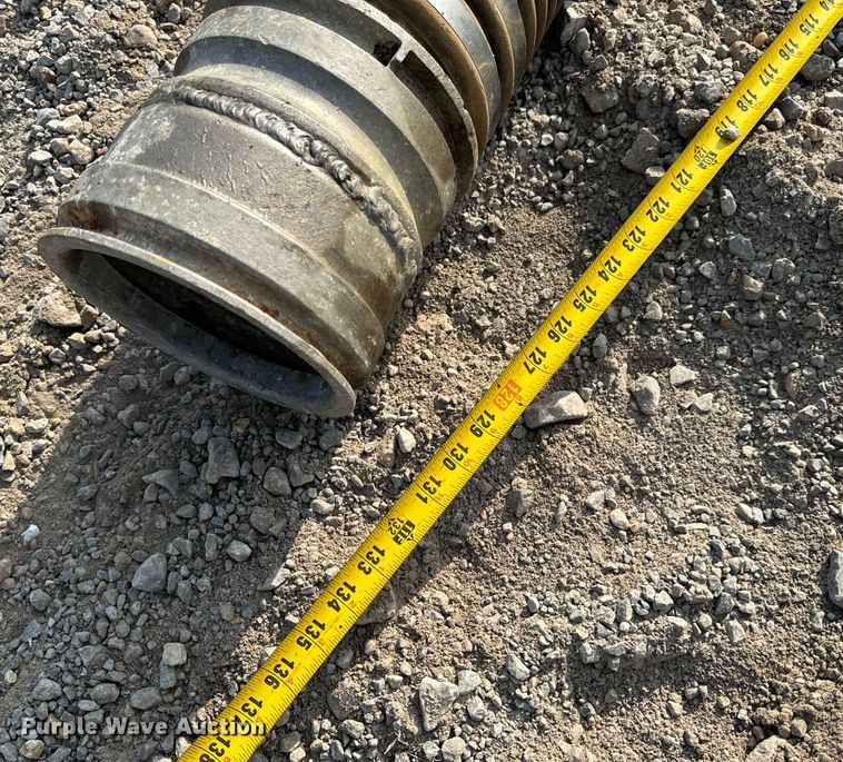 image for item EH7013 Ag-Chem Ag-Gator 1004 manure spreader