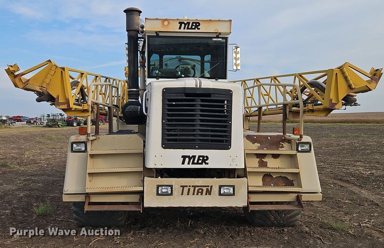 image for item EI8374 Tyler 4300 sprayer