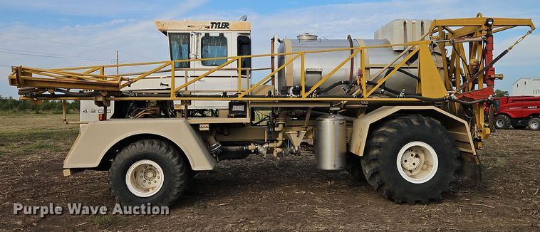 image for item EI8374 Tyler 4300 sprayer